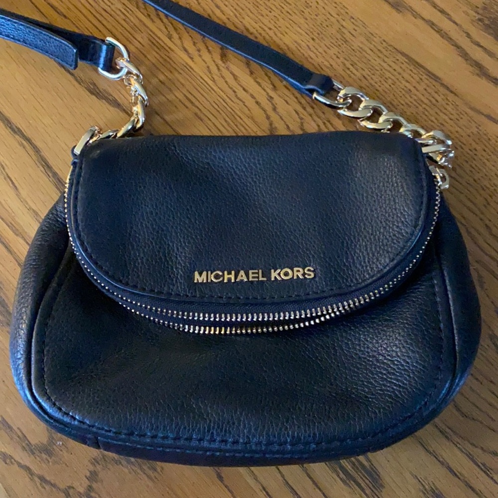 Micheal Kors purse